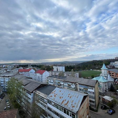Sunny Luxury Home G. Enescu Suceava Ngoại thất bức ảnh