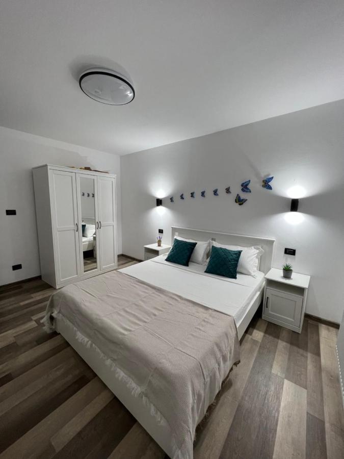 Sunny Luxury Home G. Enescu Suceava Ngoại thất bức ảnh