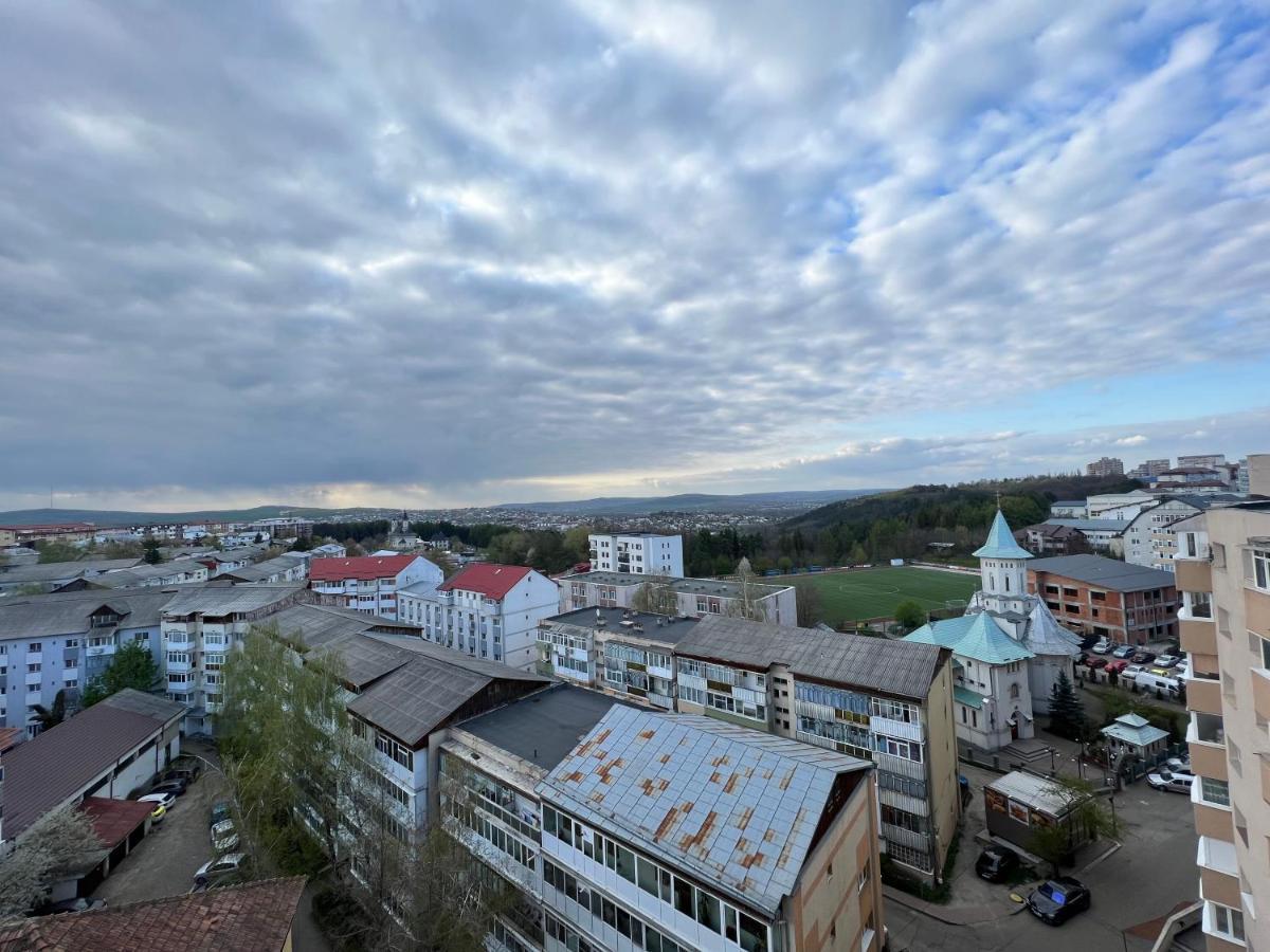 Sunny Luxury Home G. Enescu Suceava Ngoại thất bức ảnh