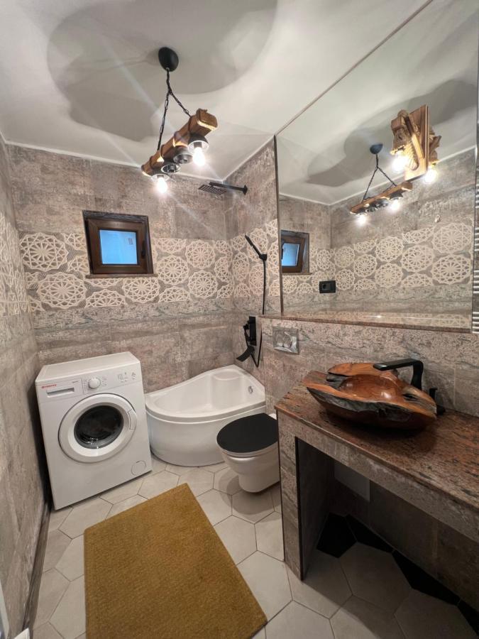 Sunny Luxury Home G. Enescu Suceava Ngoại thất bức ảnh